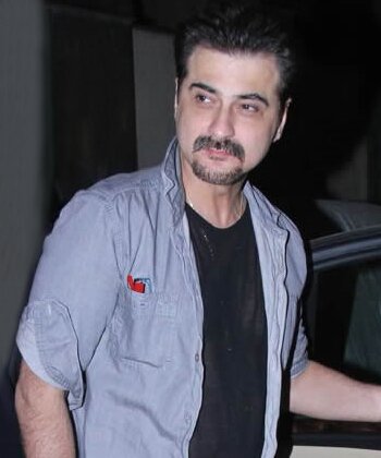 Sanjay Kapoor is all set to remake the hit film Khel Khel Mein!
